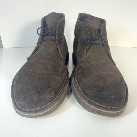 Clark’s Original Wallabees Brown Suede Chukka Boot - Picture 2 of 7